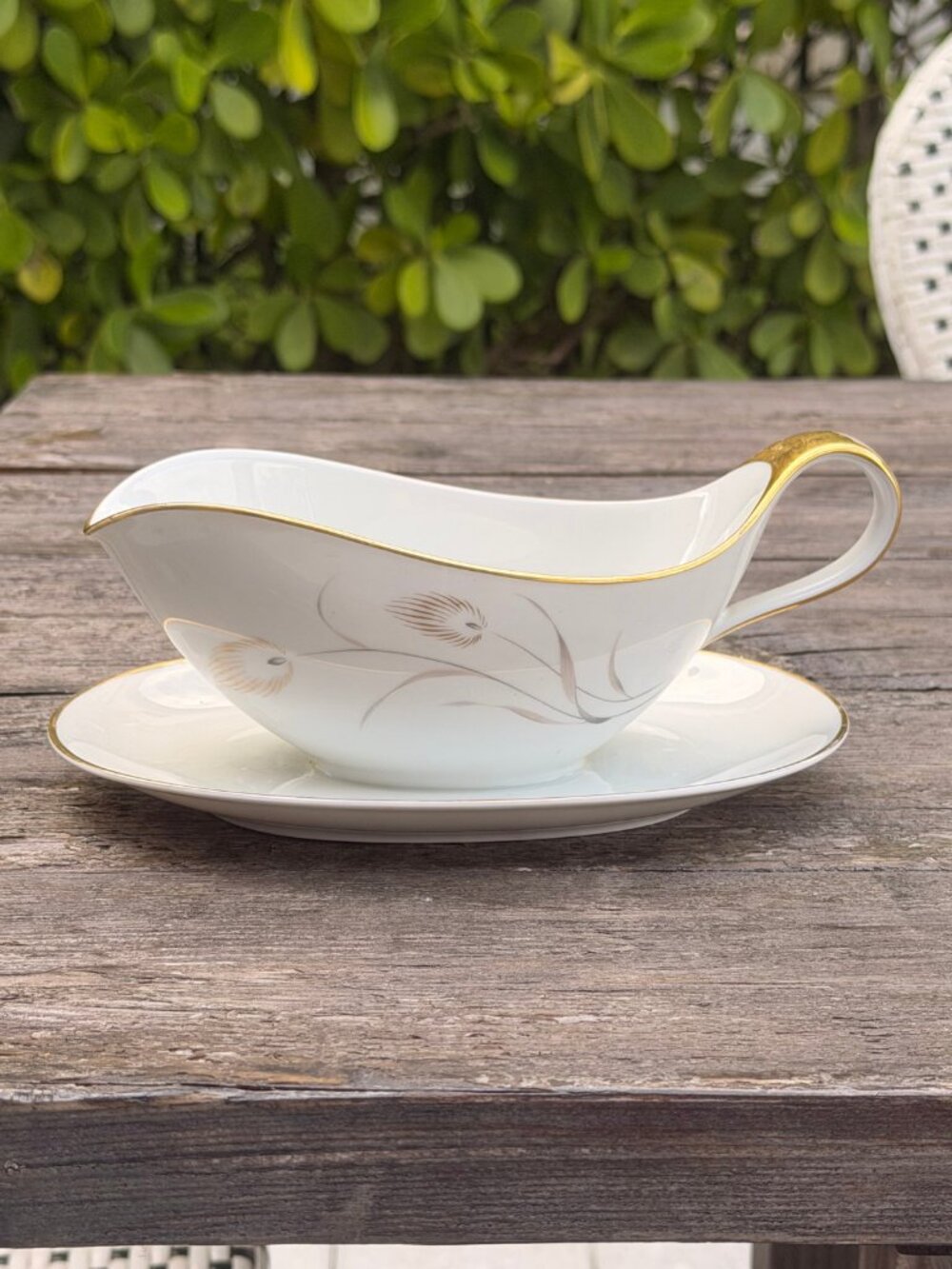 Vintage Heinrich H & C Co Selb Bavaria Germany Anmut Gravy Boat Underplate Gold